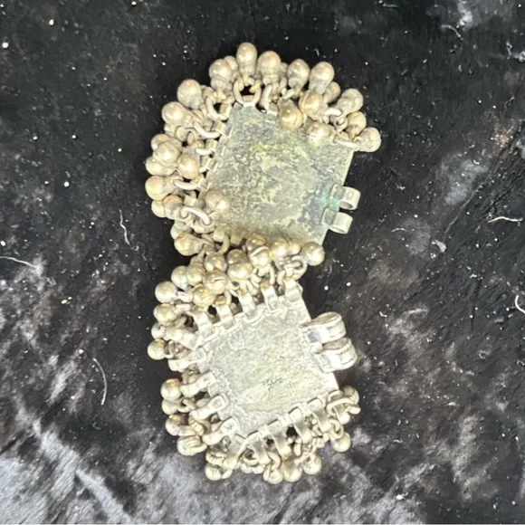 2 SQUARE VINTAGE KUCHI PENDANTS - Picture 5 of 5